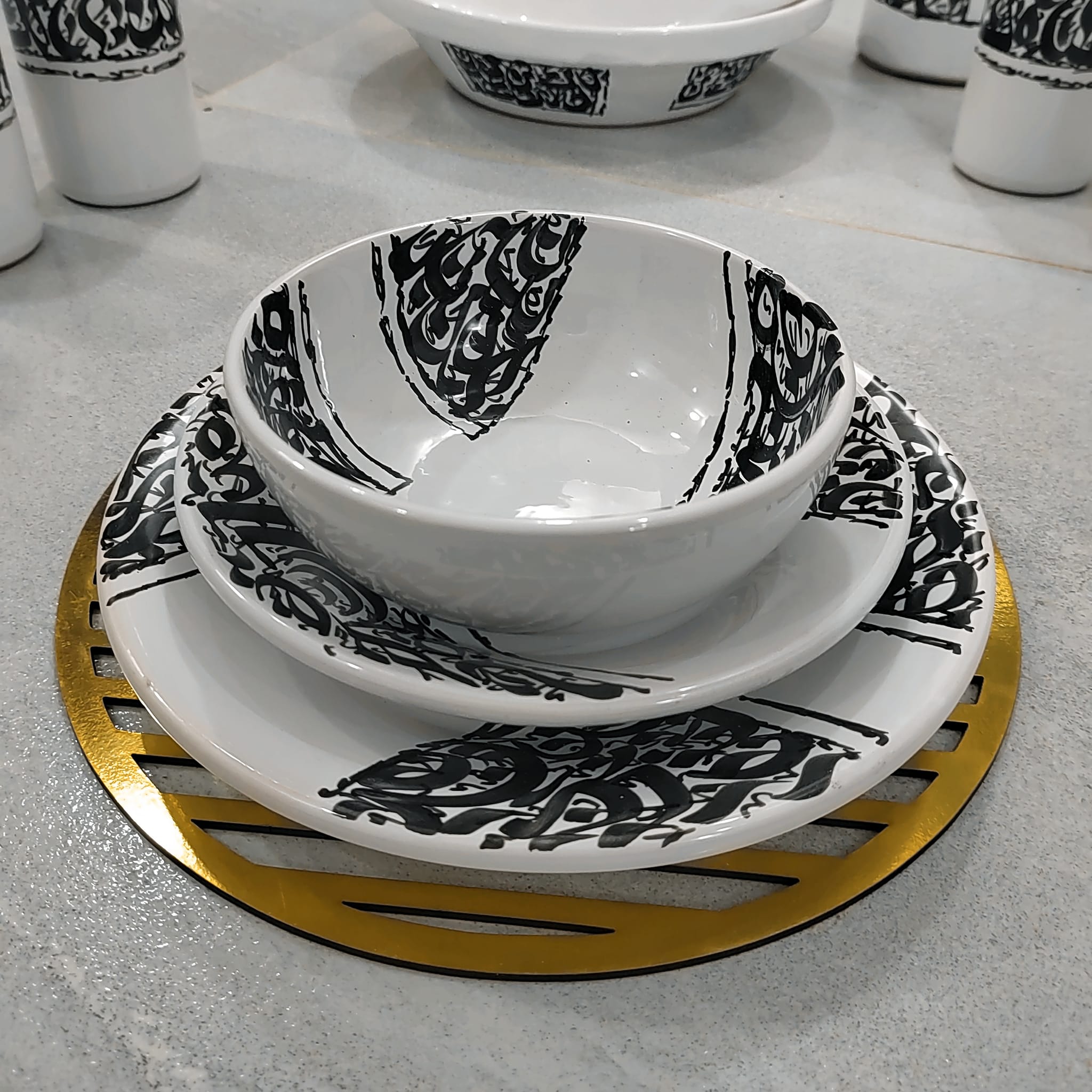 Service de table calligraphie